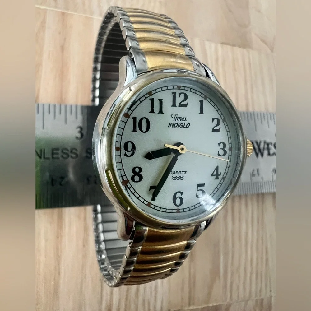 Timex indiglo Ladies two-tone bracelet watch NEW BATTERY